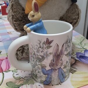 Peter Rabbit Floral Garden Spring Easter Ceramic 3D Figural Mug NEW
